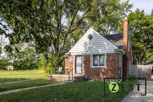 19785 Rowe St in Detroit, MI - Building Photo