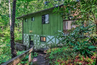 50 Woodhaven Rd in Asheville, NC - Building Photo - Building Photo