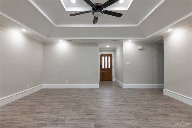 25 Toucan Ave in McAllen, TX - Building Photo - Building Photo