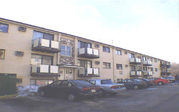 5113 N East River Rd in Chicago, IL - Building Photo - Building Photo