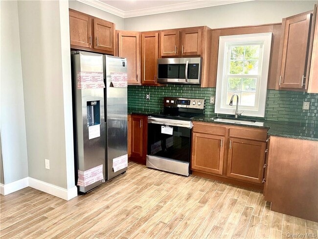 26 Courtland St in Middletown, NY - Building Photo - Building Photo