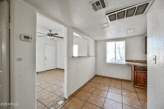 526 S Mesa Dr in Mesa, AZ - Building Photo - Building Photo