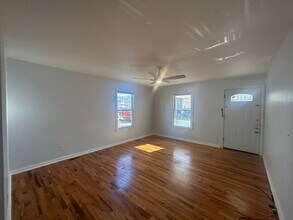 511 Sewall Ave in Asbury Park, NJ - Building Photo - Building Photo