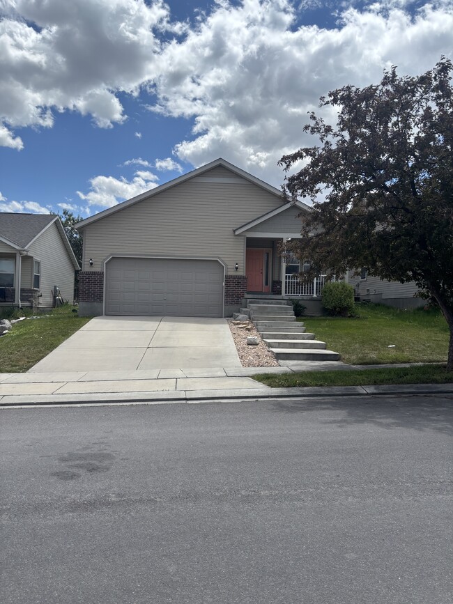 property at 4082 Chinook St