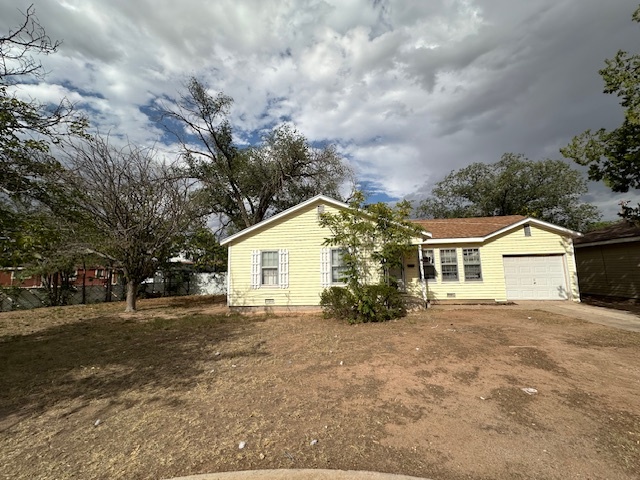 1224 N Green Acres Dr in Hobbs, NM - Building Photo - Building Photo
