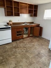 493 N Harrisville Rd in Harrisville, UT - Building Photo - Building Photo