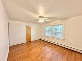 116 Main St, Unit B in Kingston, PA - Building Photo