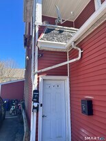 192 Wakelee Ave in Ansonia, CT - Building Photo