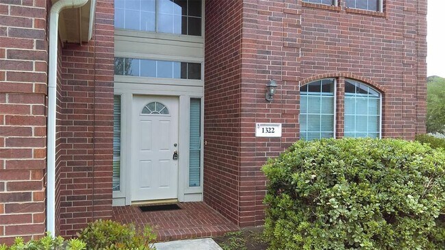 1322 Magnolia Dale Dr in Fresno, TX - Building Photo - Building Photo