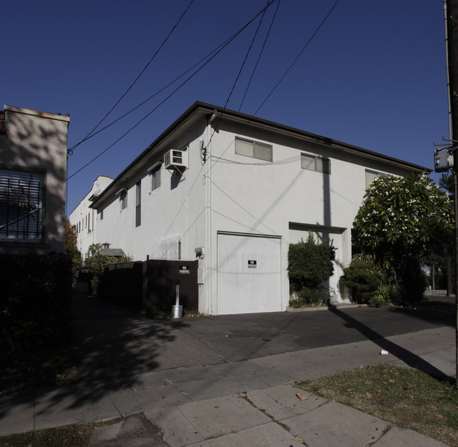 4055-4059 1/2 Melrose Ave in Los Angeles, CA - Building Photo - Building Photo