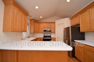 4524 S 950 E St in Salt Lake City, UT - Building Photo - Building Photo