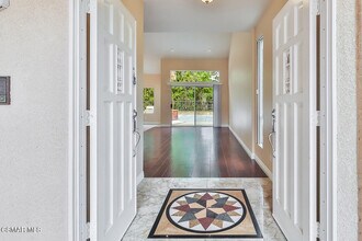 1825 Golden Oak St in Thousand Oaks, CA - Building Photo - Building Photo