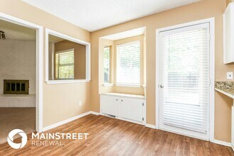 300 Cherryvale Rd in Edmond, OK - Foto de edificio - Building Photo