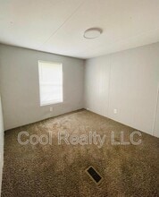 7023 Melody Ln in Jacksonville, FL - Building Photo - Building Photo