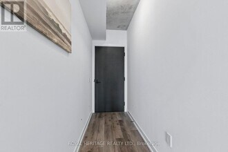 28-LPH28 Eastern Ave in Toronto, ON - Building Photo - Building Photo