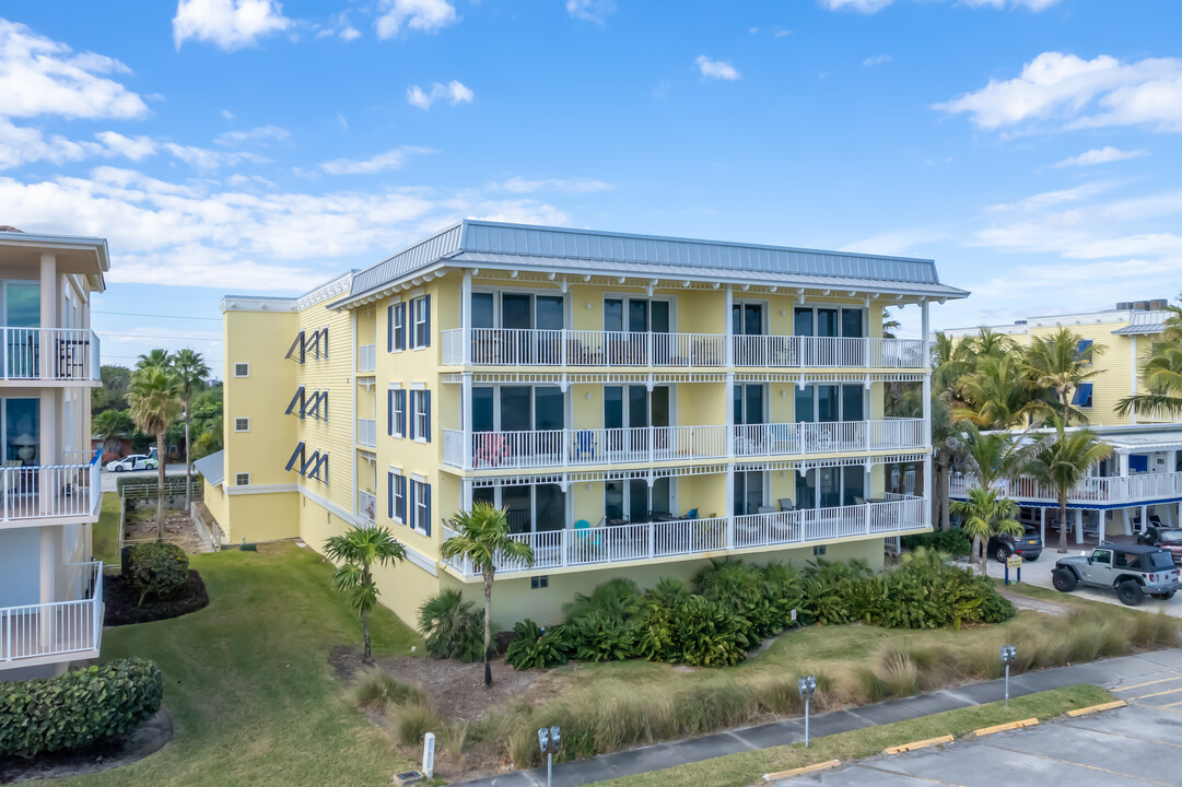 MAGNOLIA KEY in Indialantic, FL - Foto de edificio