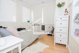 1791 Beacon St in Brookline, MA - Building Photo - Building Photo