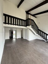 14310 NE 5th Pl in Miami, FL - Building Photo