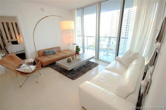 465 Brickell Ave-Unit -2103 in Miami, FL - Building Photo - Building Photo