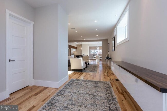 2511 12th St NW in Washington, DC - Building Photo - Building Photo