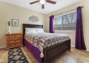 718 N Floral St in Visalia, CA - Building Photo