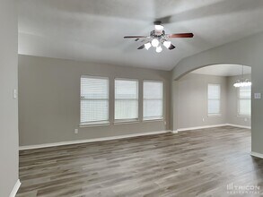 6207 Borage St in Crosby, TX - Building Photo - Building Photo