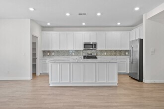 1118 Junipine Ave in North Las Vegas, NV - Building Photo - Building Photo