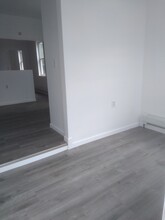 32 Bay Ave, Unit 2 in Keansburg, NJ - Building Photo - Building Photo