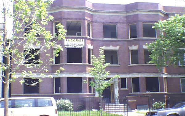 4519 N Ashland Ave in Chicago, IL - Building Photo