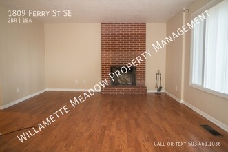 1809 Ferry St SE in Salem, OR - Foto de edificio - Building Photo