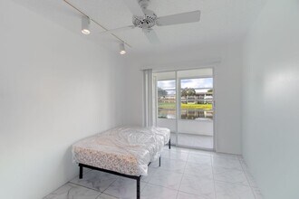 351 Mansfield Dr in Boca Raton, FL - Building Photo - Building Photo