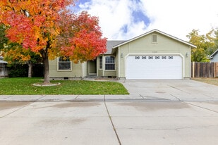 1260 Del Mar St in Mountain Home, ID - Building Photo