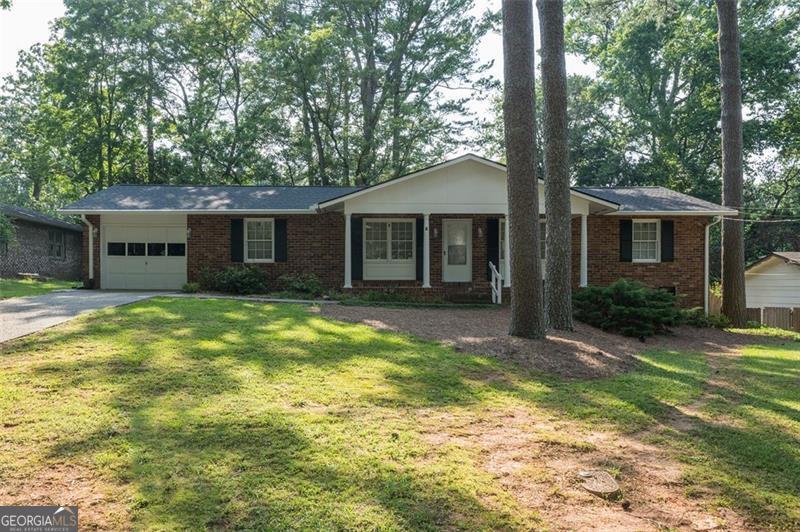 4044 Forrestal Dr in Chamblee, GA - Building Photo