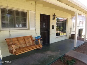 931 E Denton Ln in Phoenix, AZ - Building Photo - Building Photo