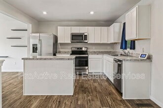 95 Manilla Cir in Hampton, VA - Building Photo - Building Photo