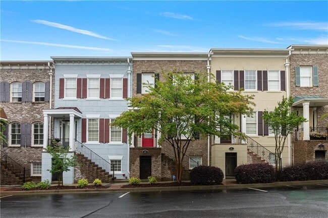 property at 1003 Pearl Point NE