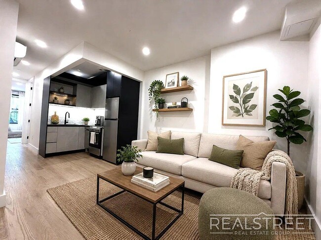 Beautifully Renovated 2-Bedroom Apartment in Flatbush