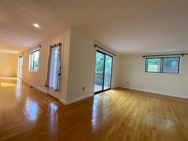 119 Spyglass Hill Dr in Ashland, MA - Building Photo - Building Photo