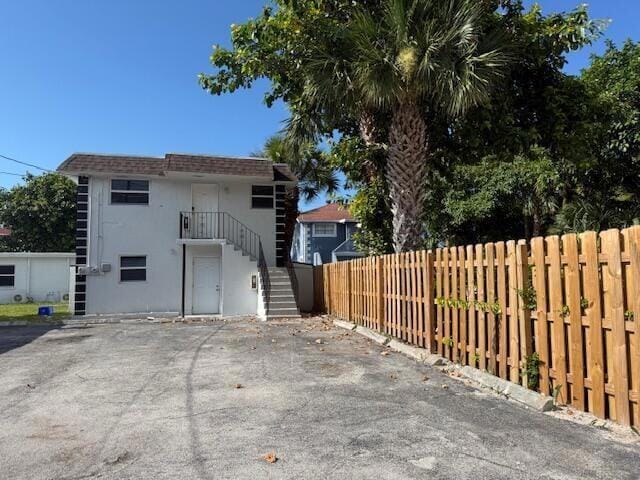 302 N Tamarind Ave in West Palm Beach, FL - Building Photo - Building Photo