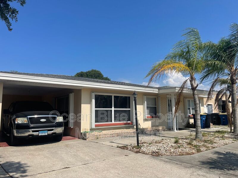 401 S Arcturas Ave in Clearwater, FL - Building Photo