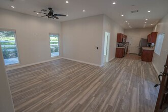 26972 Sand Canyon Rd in Santa Clarita, CA - Building Photo - Building Photo