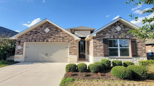 637 Cypress Forest Dr in Kyle, TX - Building Photo - Building Photo