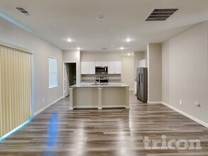 2609 Sanders Crk Rd, Unit 6K in Glenn Heights, TX - Building Photo - Building Photo