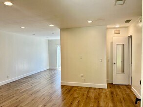 2561 Twin Creeks Dr in San Ramon, CA - Building Photo - Building Photo