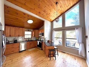 348 Cozy Cove Hollow in Blairsville, GA - Building Photo - Building Photo