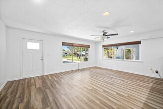 308 Philadelphia Dr in Jupiter, FL - Building Photo - Building Photo