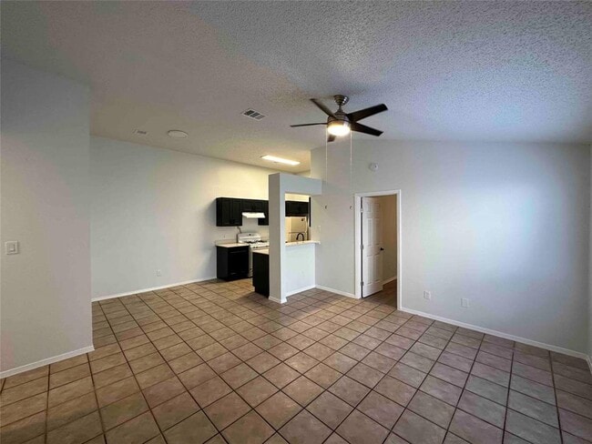 2212 Fuzz Fairway in Austin, TX - Building Photo - Building Photo