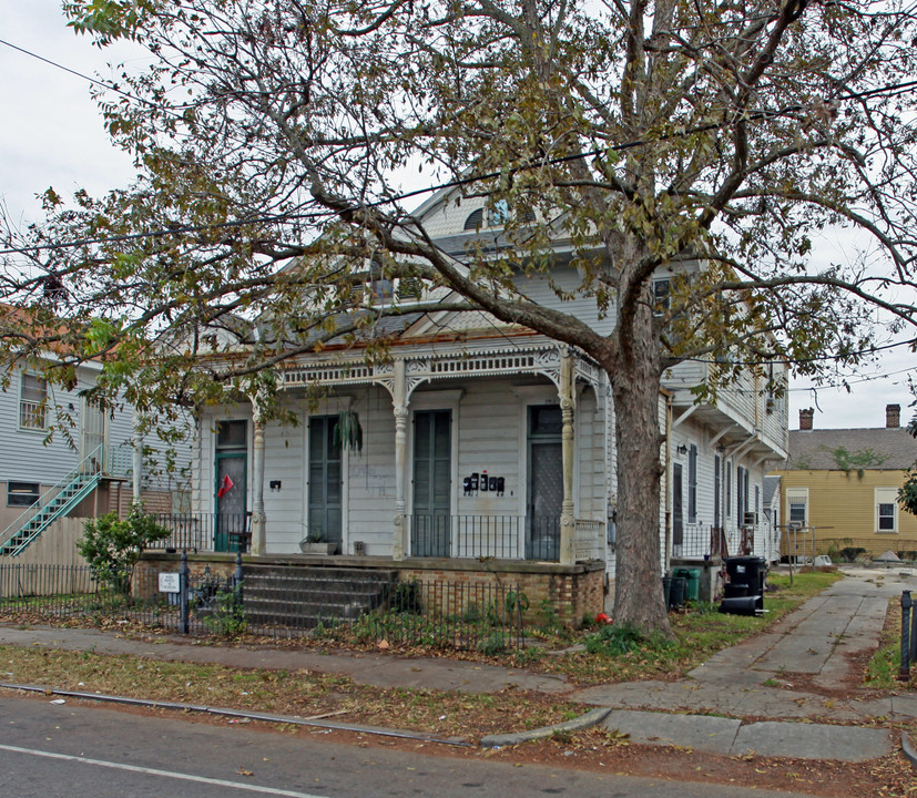 3912-3914 St Claude Ave in New Orleans, LA - Foto de edificio