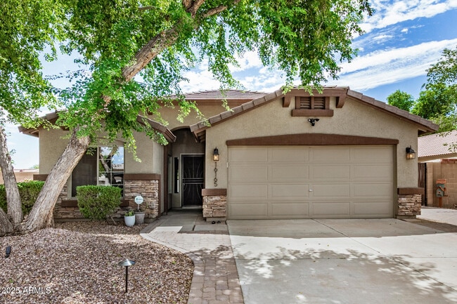 16165 W Mauna Loa Ln in Surprise, AZ - Building Photo - Building Photo