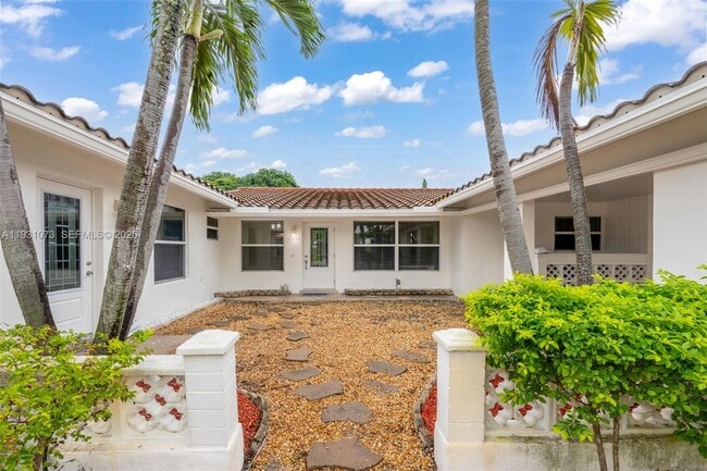 5340 NE 17th Terrace in Fort Lauderdale, FL - Building Photo - Building Photo